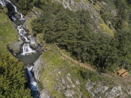 Alpine hiking trail Waterfall circular hike Partschins/Parcines 1 suedtirol.info