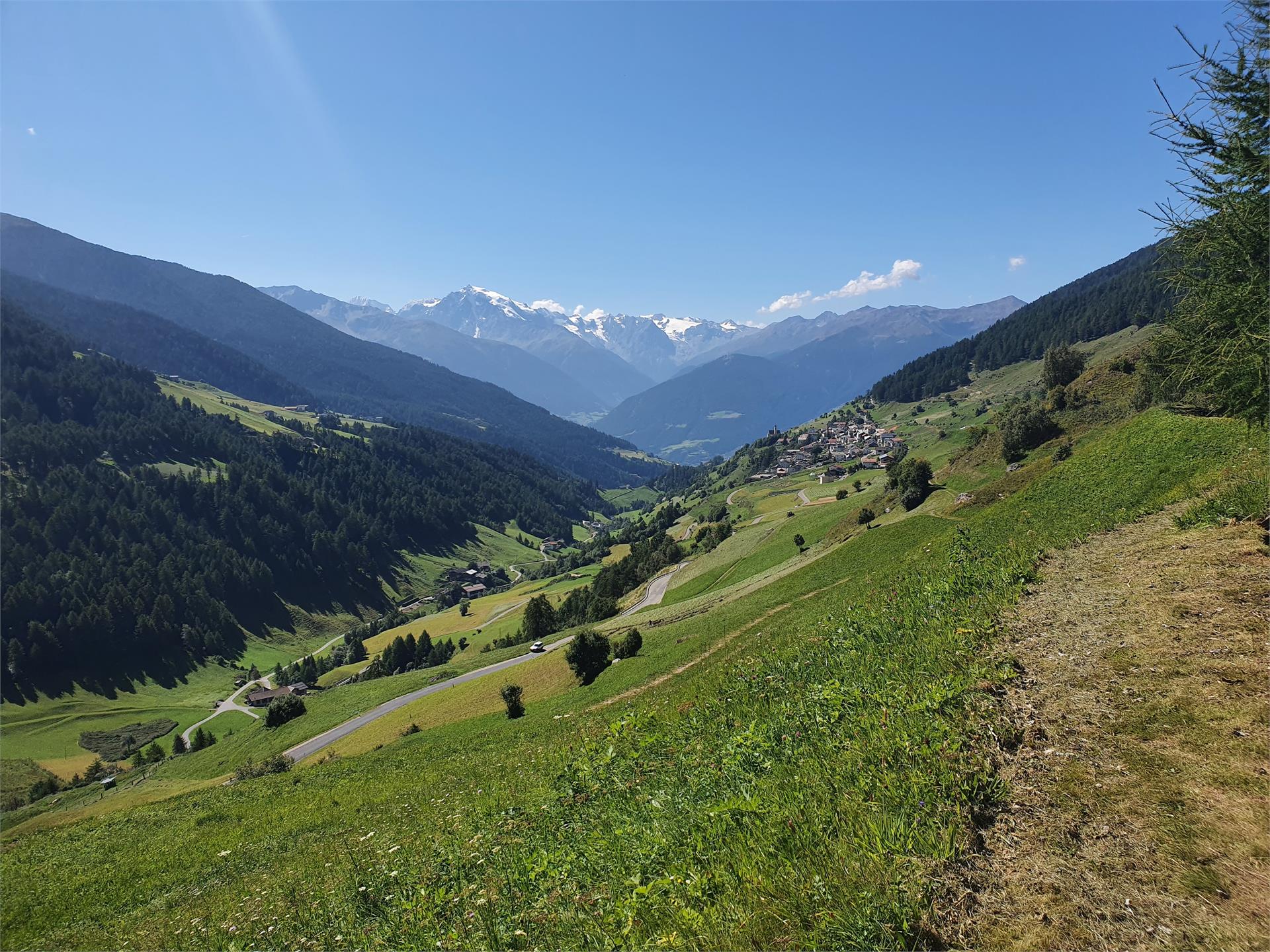 "Ackerwaal" irrigation channel path Mals/Malles 4 suedtirol.info