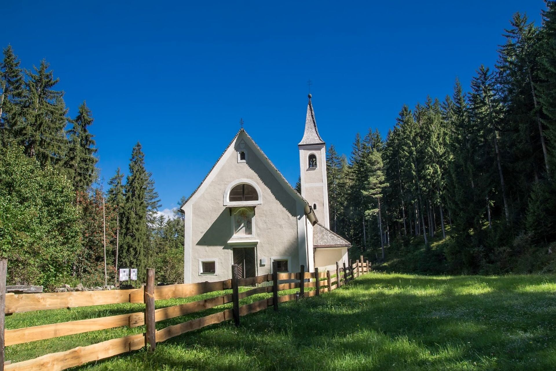 St. Anne´s Miners´ Chapel - Brixen/Bressanone and environs - #2 - suedtirol.info