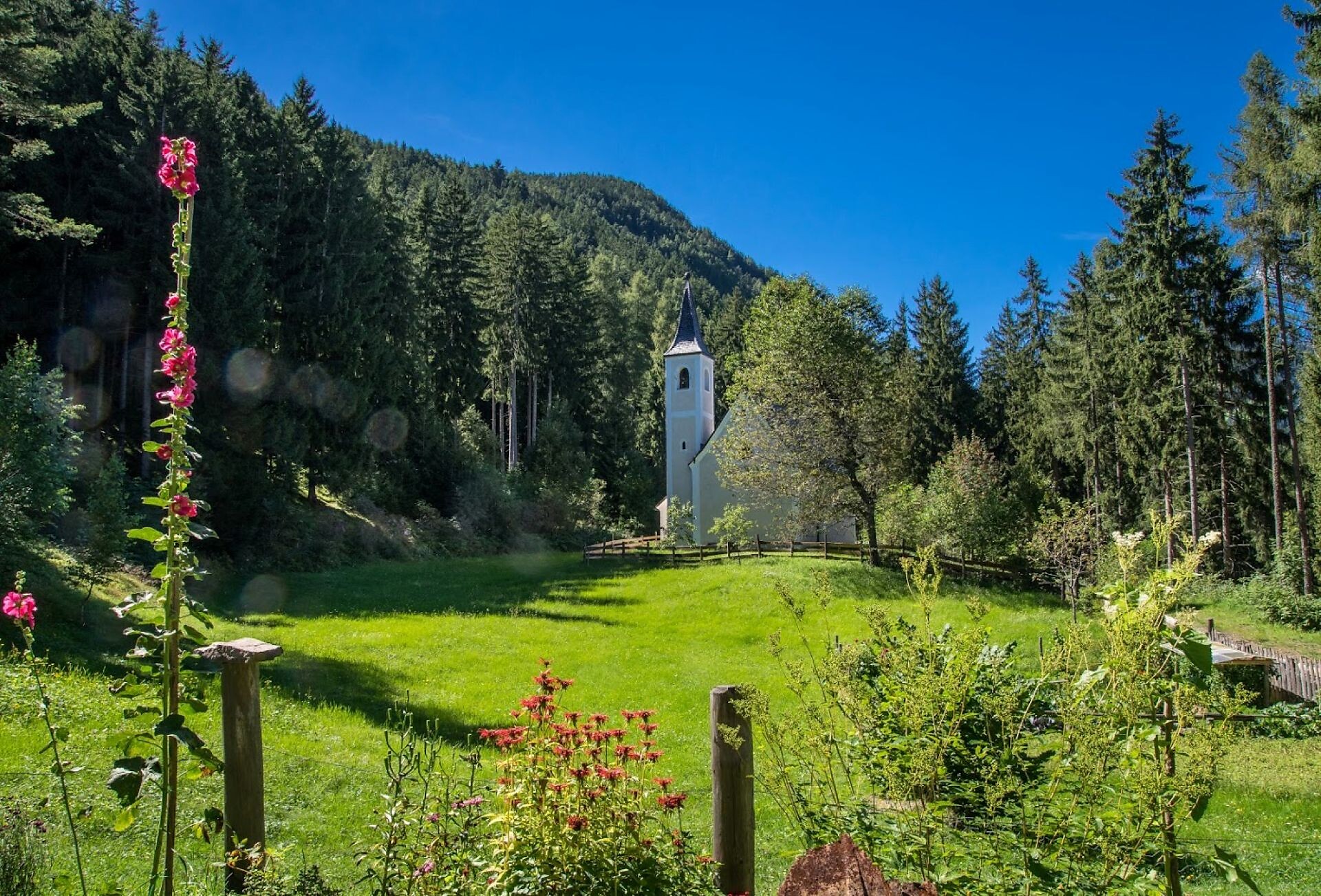 St. Anne´s Miners´ Chapel - Brixen/Bressanone and environs - #1 - suedtirol.info