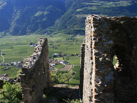 Sentiero dei castelli Castelbello-Ciardes 2 suedtirol.info