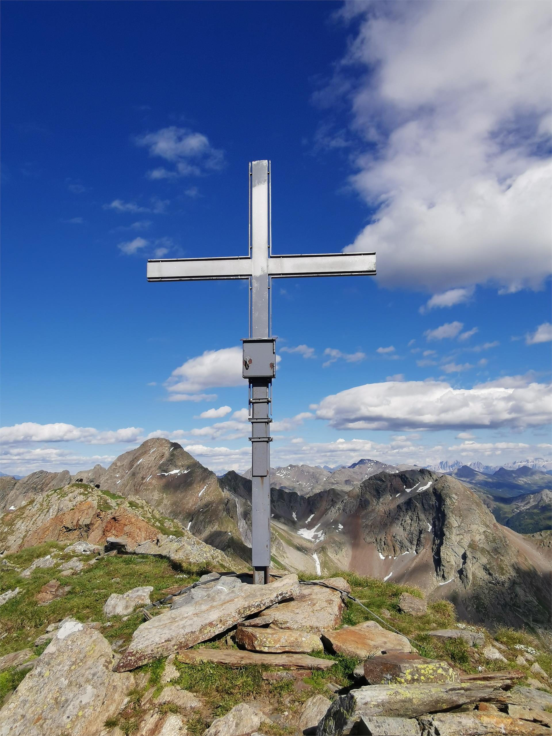 Hike on the Ötsch Spitze Peak (2,590 m) Ratschings/Racines 4 suedtirol.info