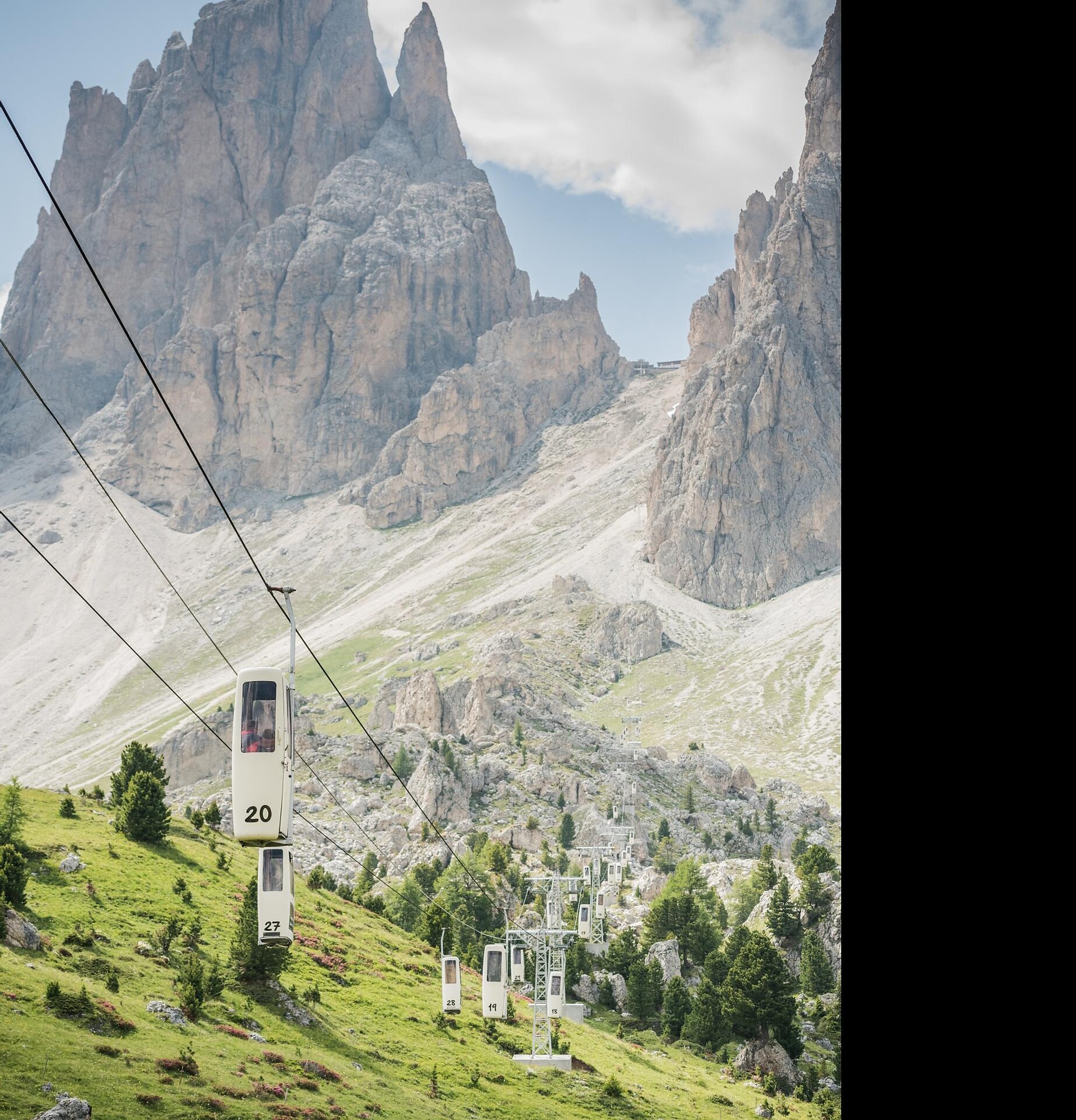 CURONA DE GHERDËINA DELUXE - STAGE 4: Stone city – Sella Pass – Sassolungo circuit - from S. Cristina - Dolomites Region Val Gardena - #6 - suedtirol.info