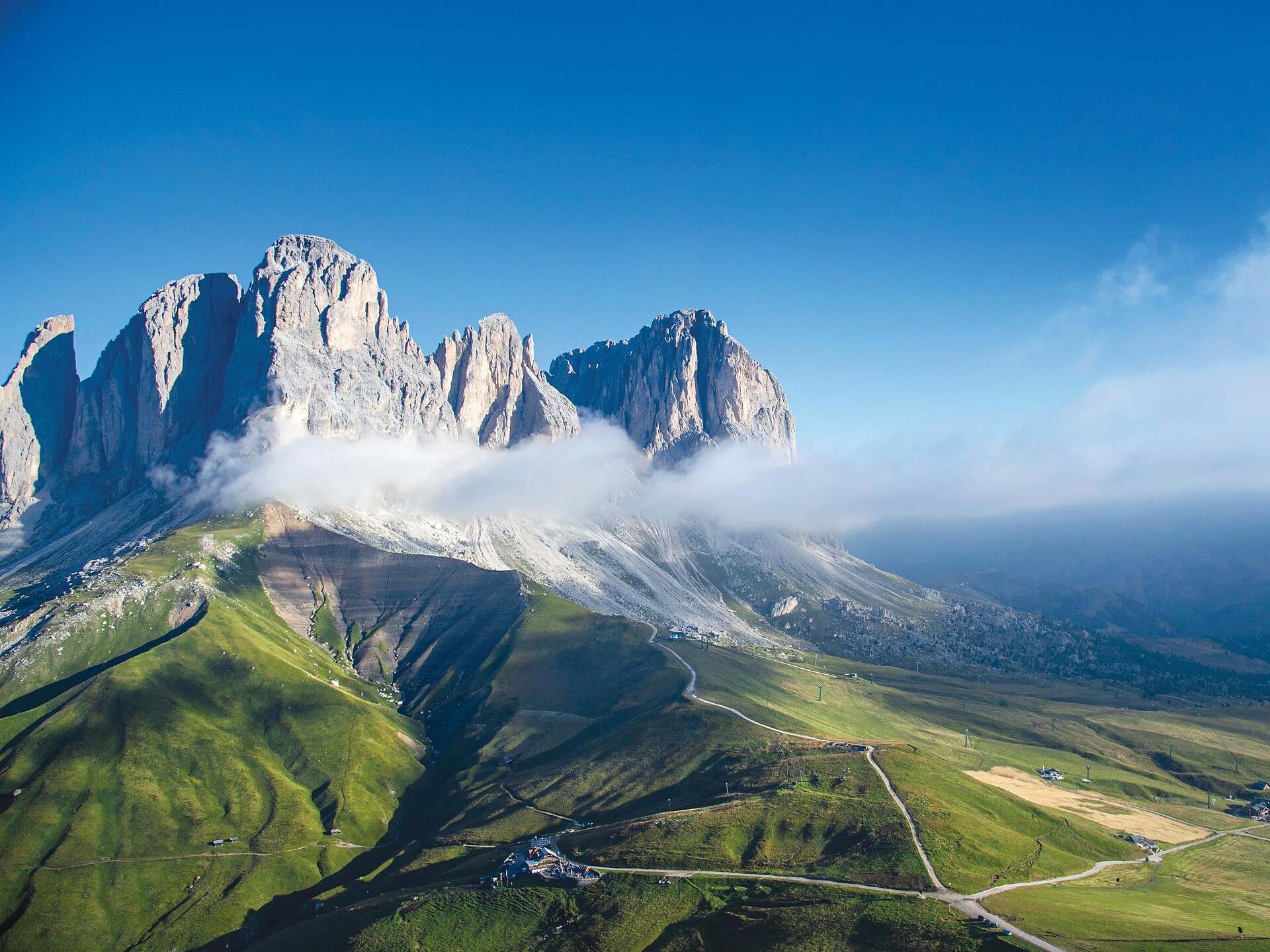 CURONA DE GHERDËINA DELUXE - STAGE 4: Stone city – Sella Pass – Sassolungo circuit - from S. Cristina - Dolomites Region Val Gardena - #1 - suedtirol.info