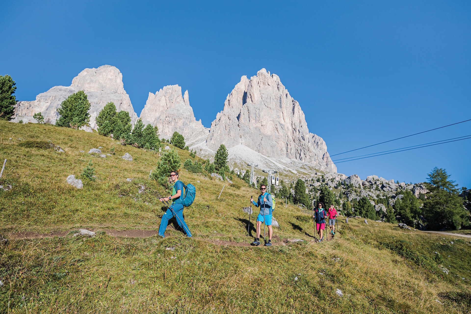 CURONA DE GHERDËINA DELUXE - TAPPA 4: Città dei sassi – Passo Sella – Giro del Sassolungo - da S. Cristina - Regione dolomitica Val Gardena - #8 - suedtirol.info