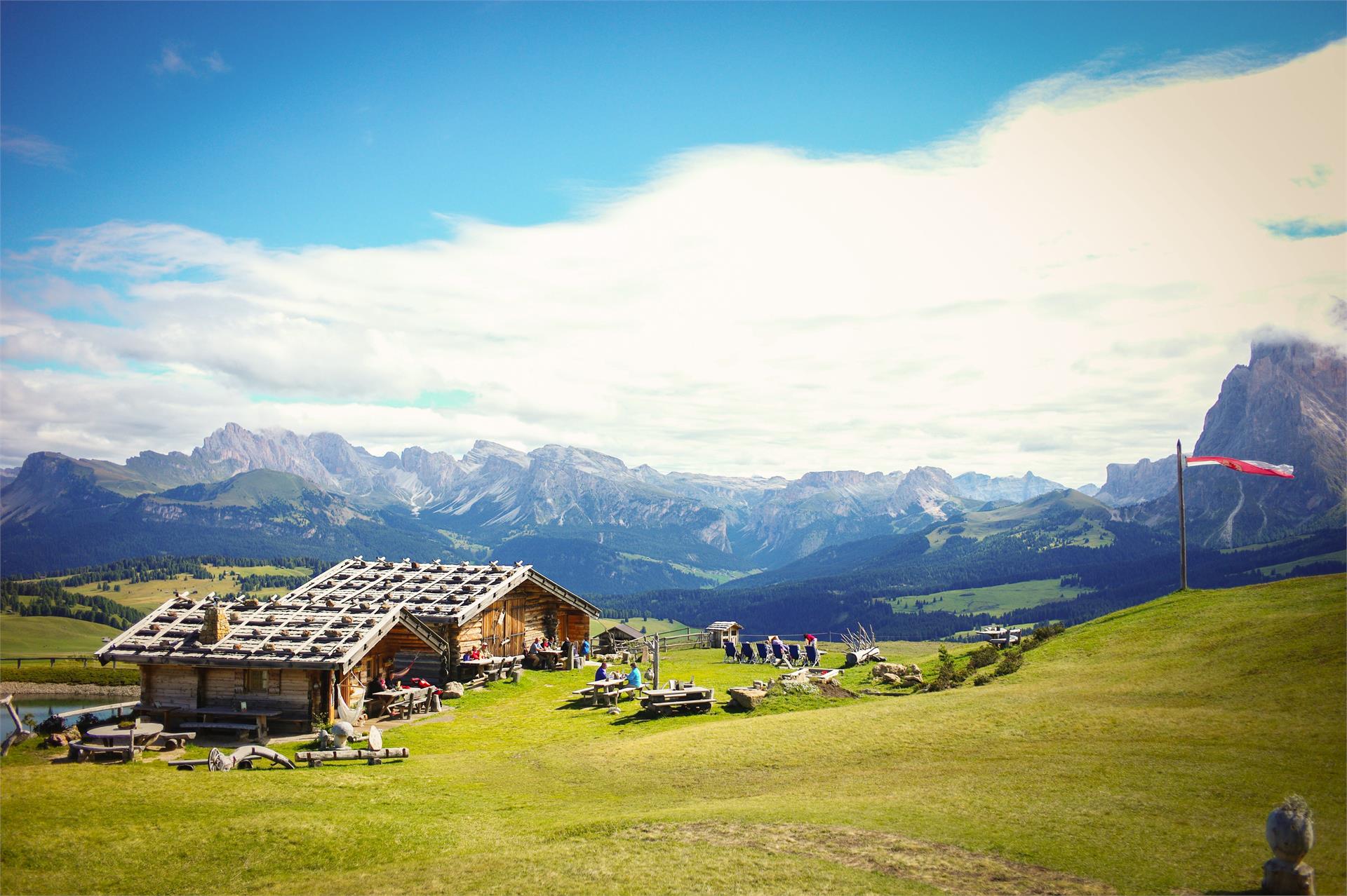Compatsch - Rifugio Molignon Castelrotto 1 suedtirol.info
