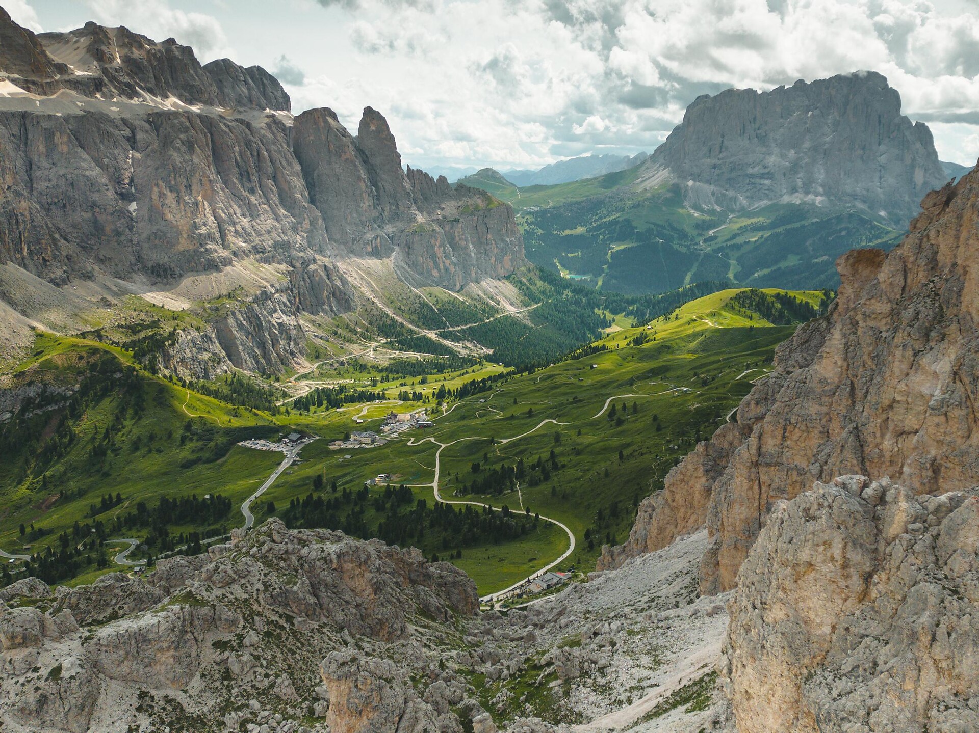 CURONA DE GHERDËINA DELUXE - STAGE 2: Col Raiser - Dantercepies from S. Cristina - Dolomites Region Val Gardena - #8 - suedtirol.info