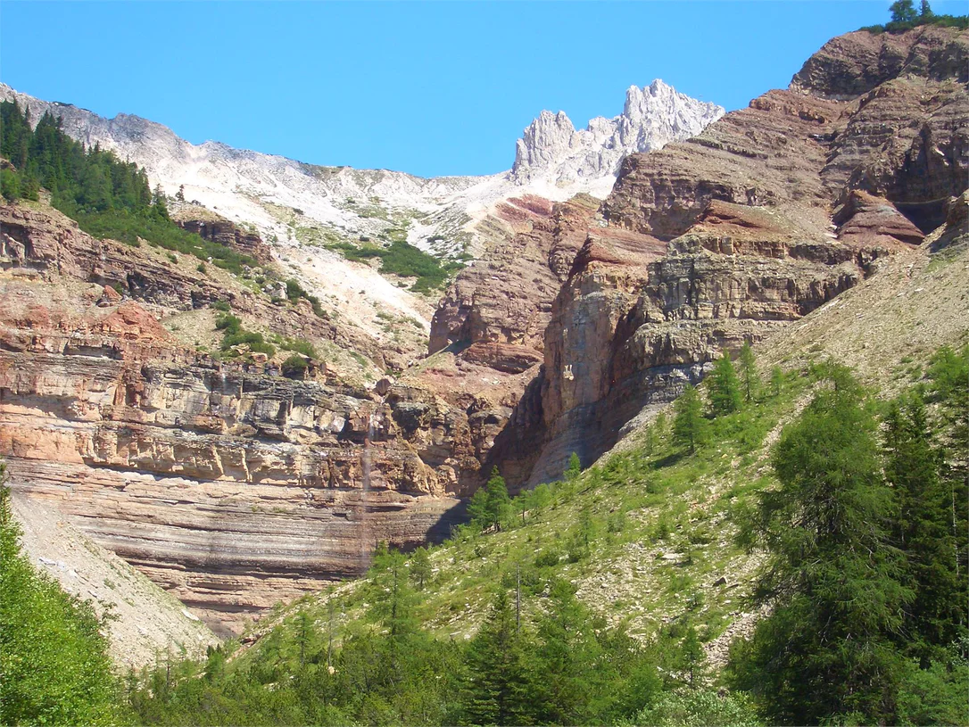 Dolomites UNESCO Welterbe Geotrail II – 1. Etappe: vom Bletterbach zum Lavazèjoch- Vom Land zum Meer