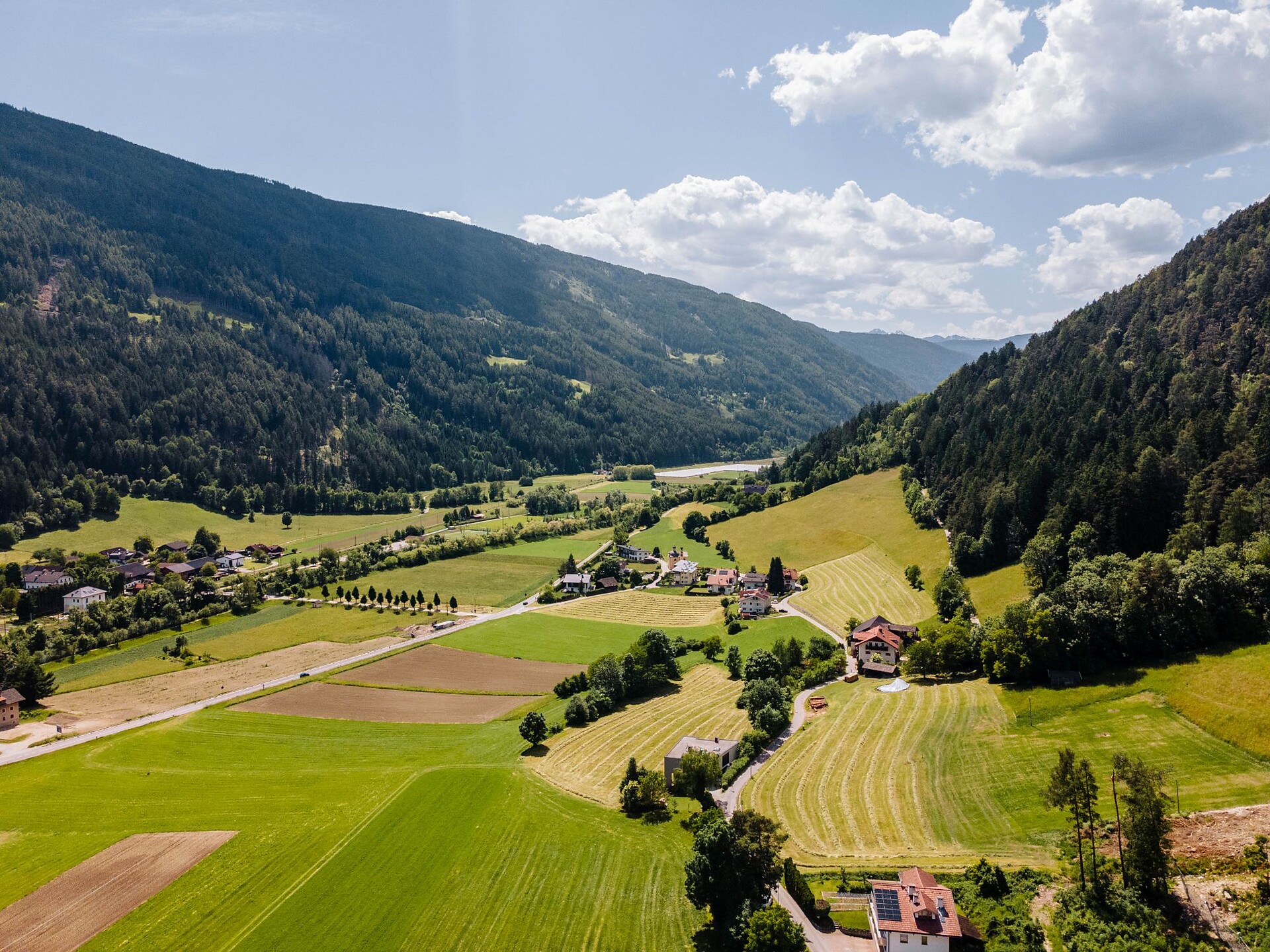 Farm hike between Chienes/Kiens and San Sigismondo/St. Sigmund - Dolomites Region Kronplatz/Plan de Corones - #1 - suedtirol.info