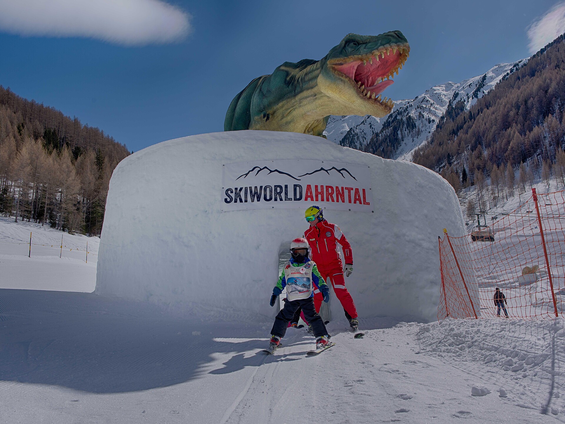 Dino Funline