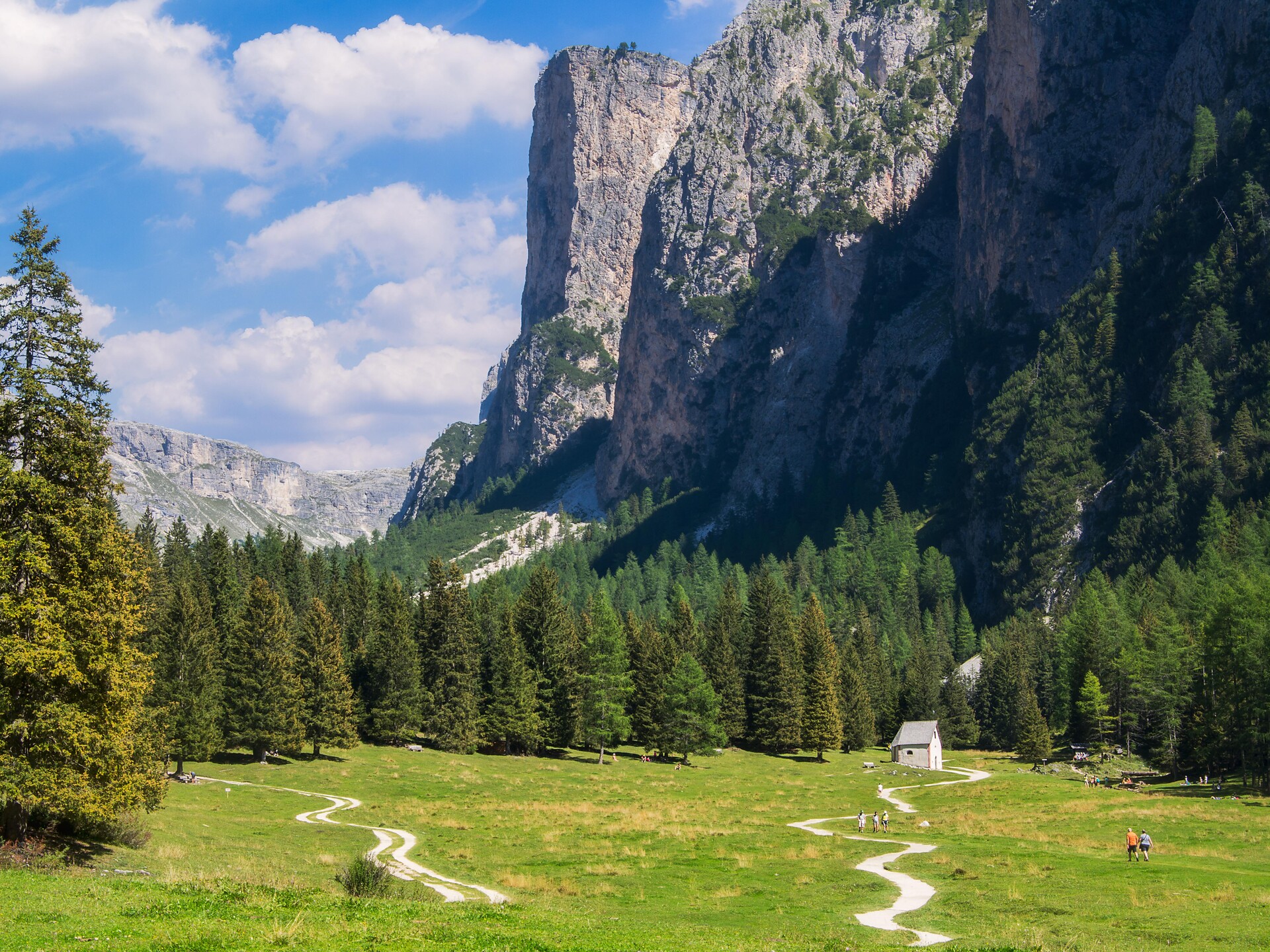 Die Mondlanschaft Puez Wolkenstein 3 suedtirol.info