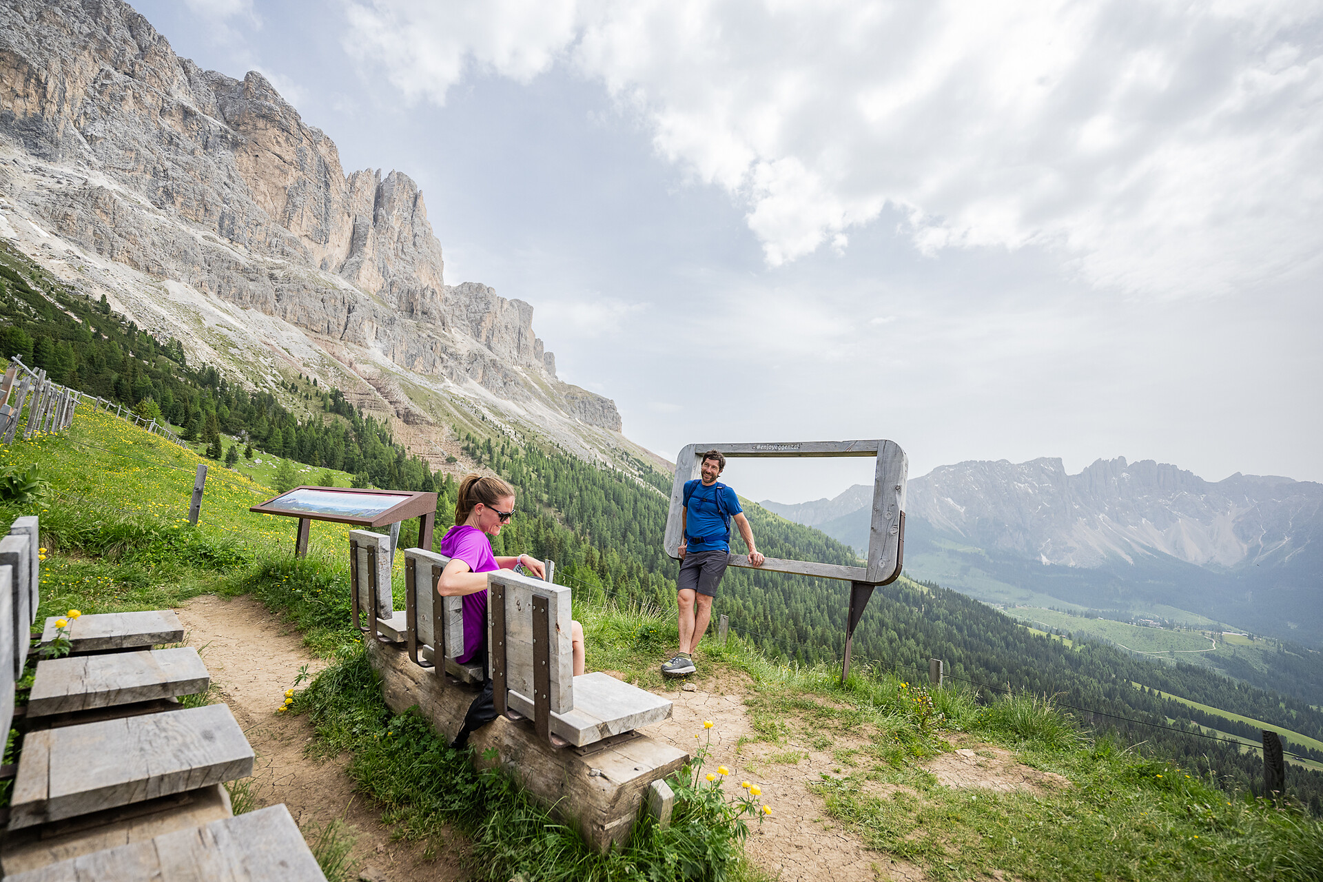Mountain cinema – Waltherplatz | Piazza Walther - Dolomites Region Eggental - #4 - suedtirol.info