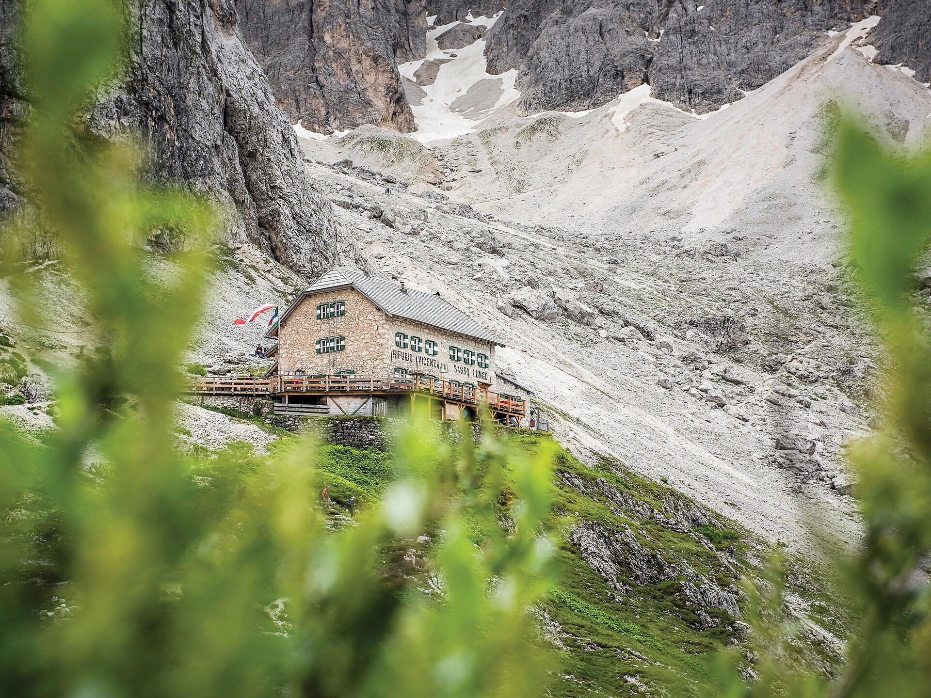 CURONA DE GHERDËINA DELUXE - STAGE 4: Stone city – Sella Pass – Sassolungo circuit - from Selva di Val Gardena - Dolomites Region Val Gardena - #5 - suedtirol.info