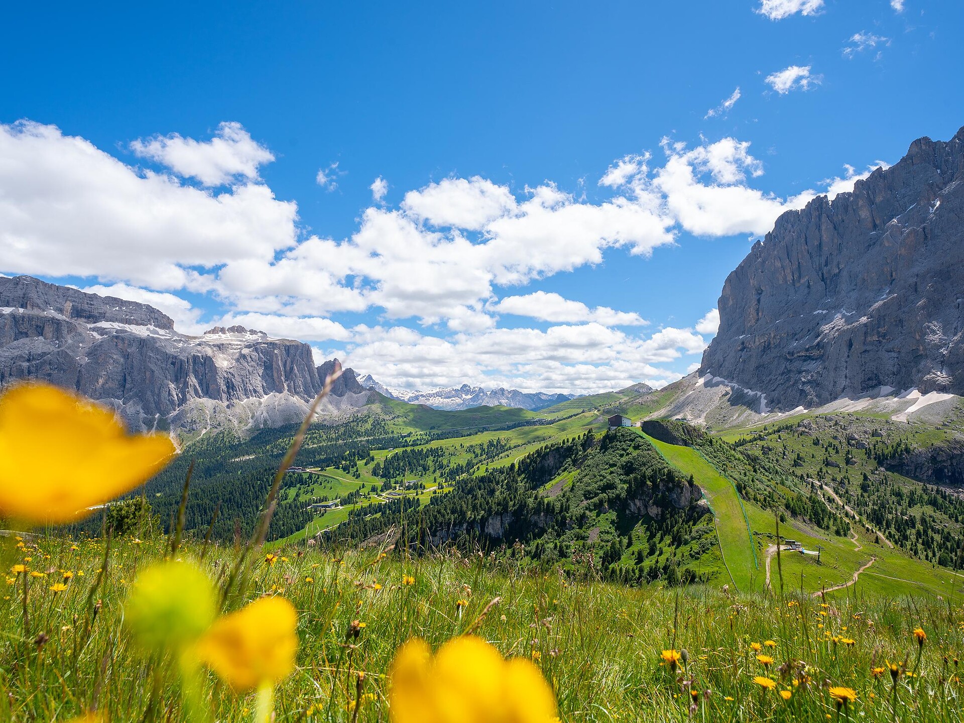 CURONA DE GHERDËINA DELUXE - STAGE 4: Stone city – Sella Pass – Sassolungo circuit - from Selva di Val Gardena - Dolomites Region Val Gardena - #4 - suedtirol.info