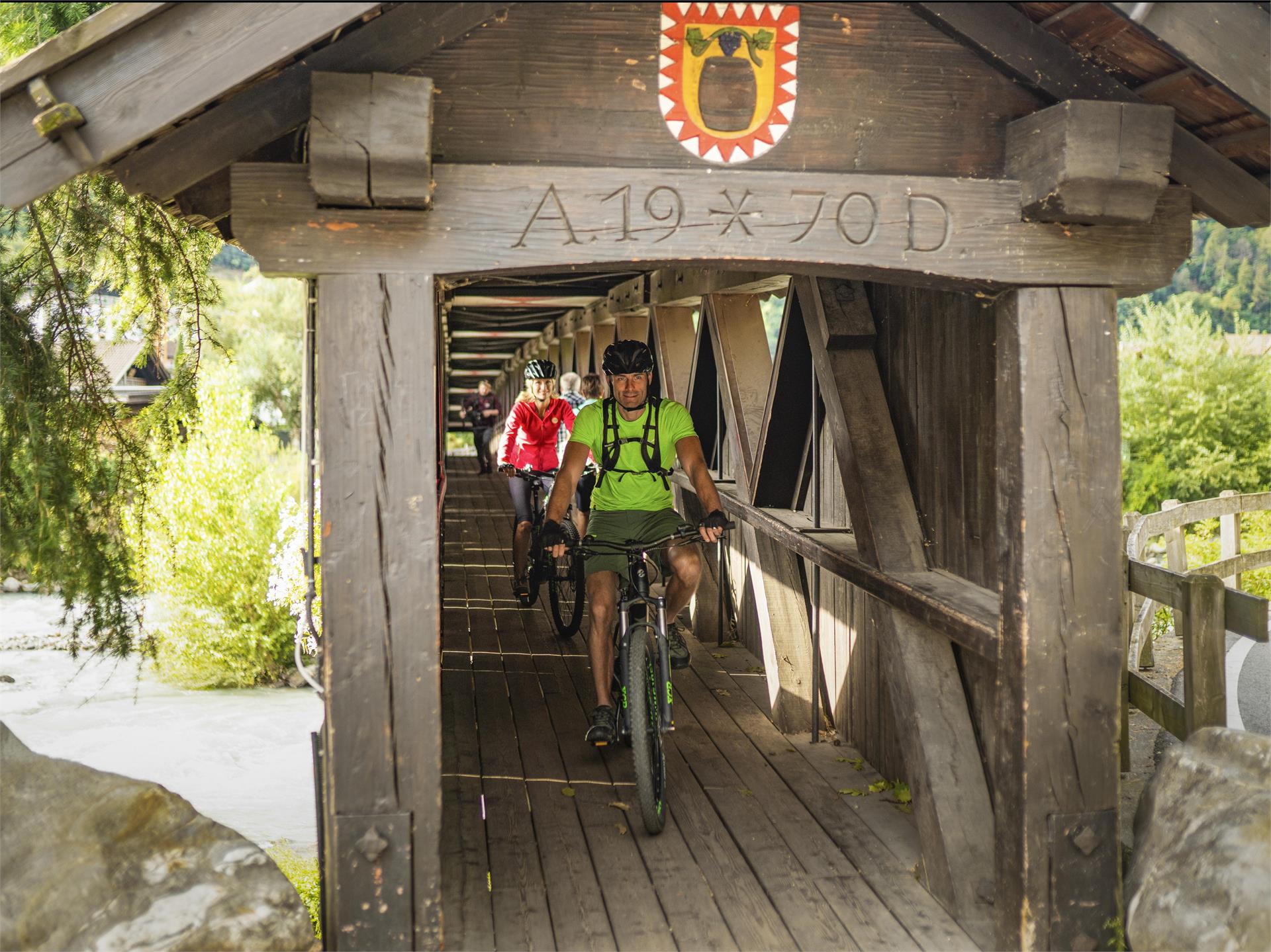 Cycling through Val Venosta Via Claudia Augusta Partschins/Parcines 4 suedtirol.info