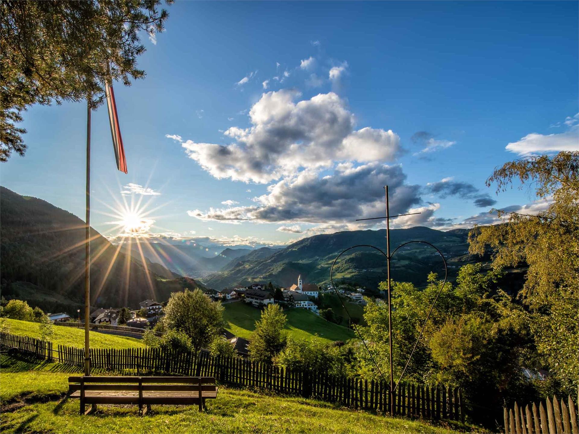 Trekking di cinque giorni sul sentiero delle Perle - 1. tappa Bolzano 1 suedtirol.info