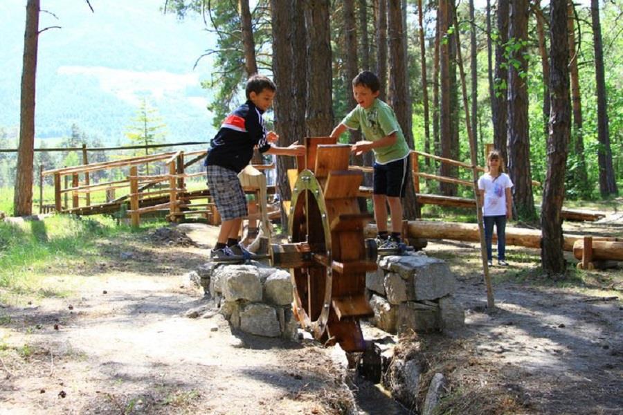 Familienwanderung auf dem Naturerlebnispfad "Prader Sand" Prad am Stilfser Joch 1 suedtirol.info