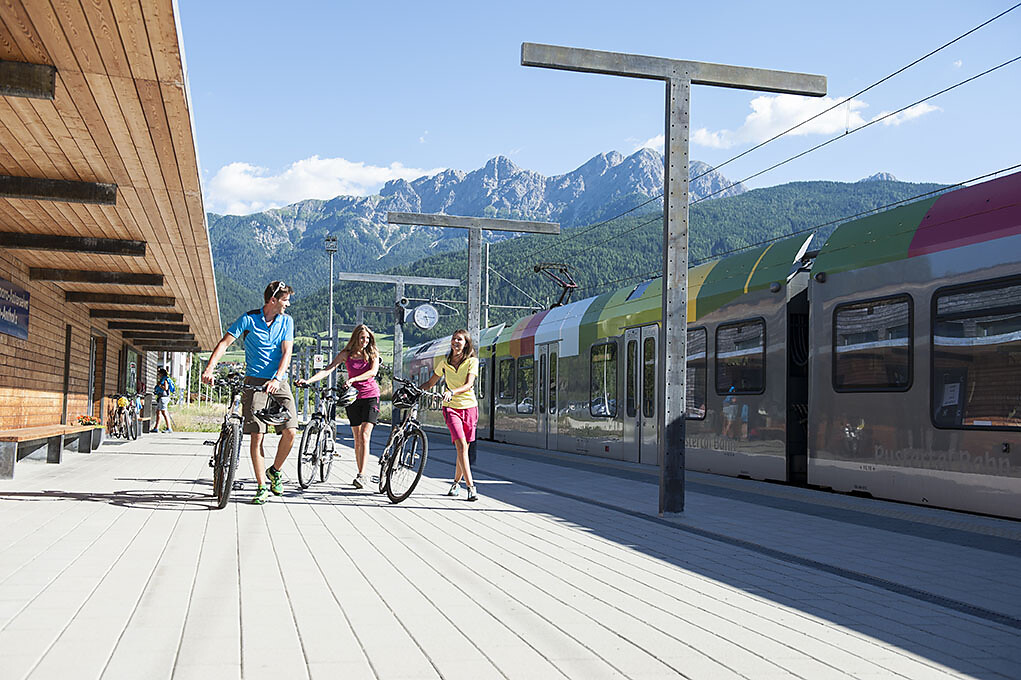 Train of the Pustertal|Val Pusteria Valley