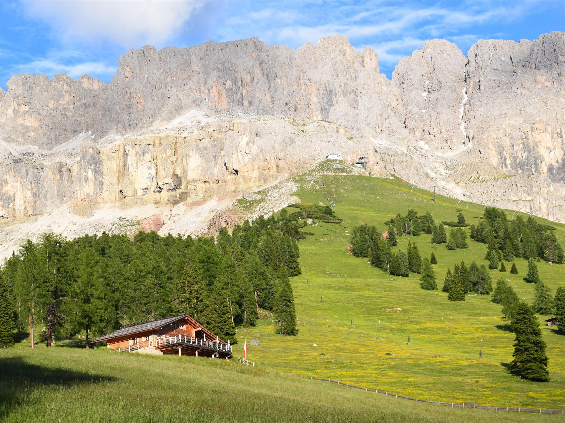 Gemütliche Familienwanderung zur Almhütte Messnerjoch Welschnofen 2 suedtirol.info