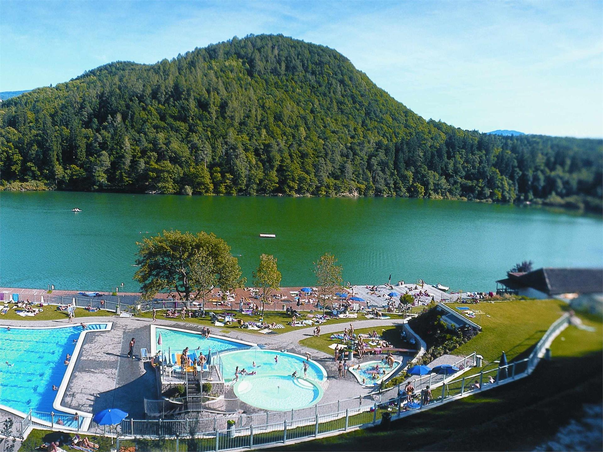 Tour in bicicletta:Lago di Monticolo- Lago di Caldaro Cortaccia sulla Strada del Vino 1 suedtirol.info