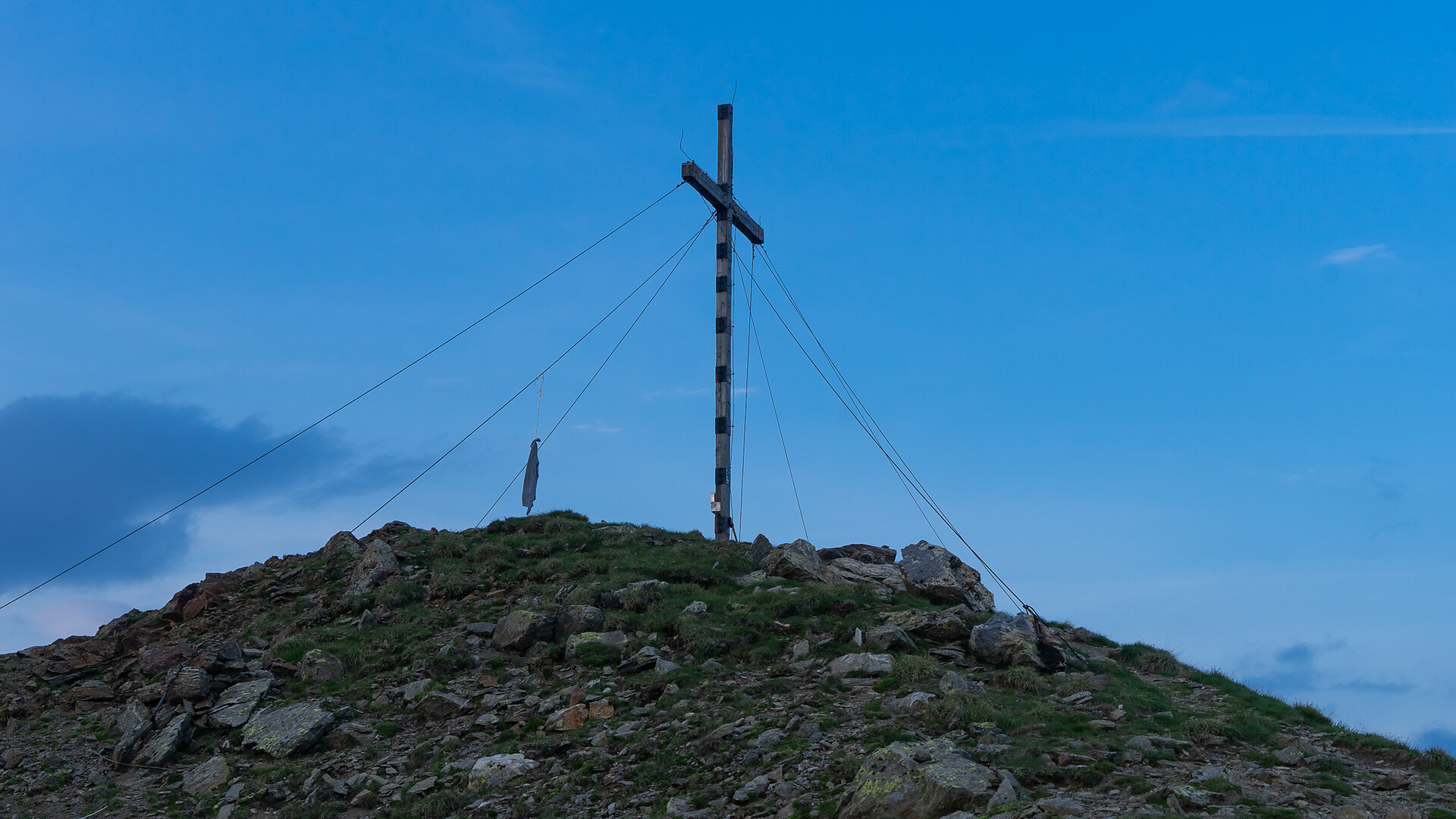 Alta Guardia, escursioni