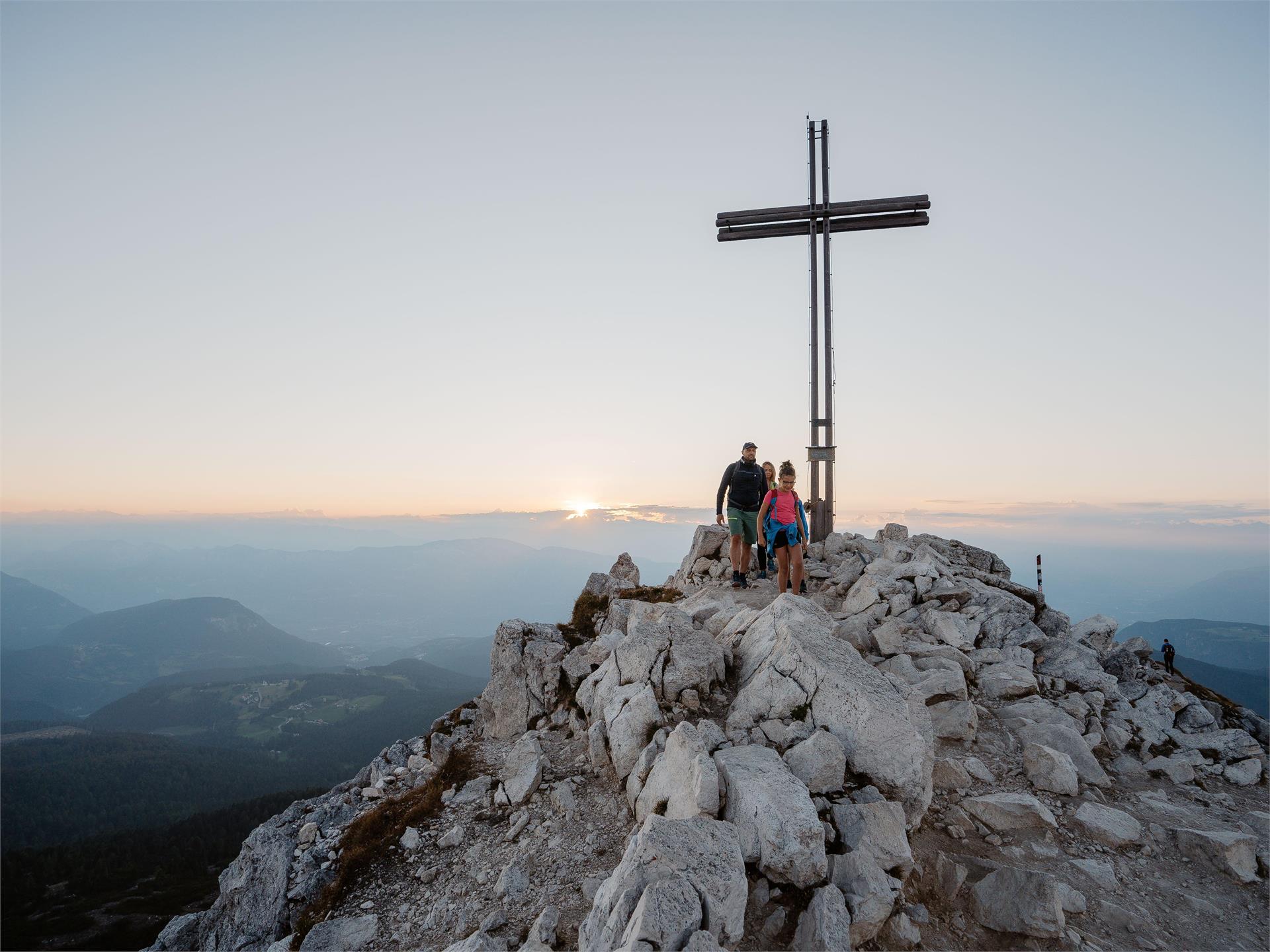 Oclini - Corno Bianco round hike Aldein/Aldino 4 suedtirol.info