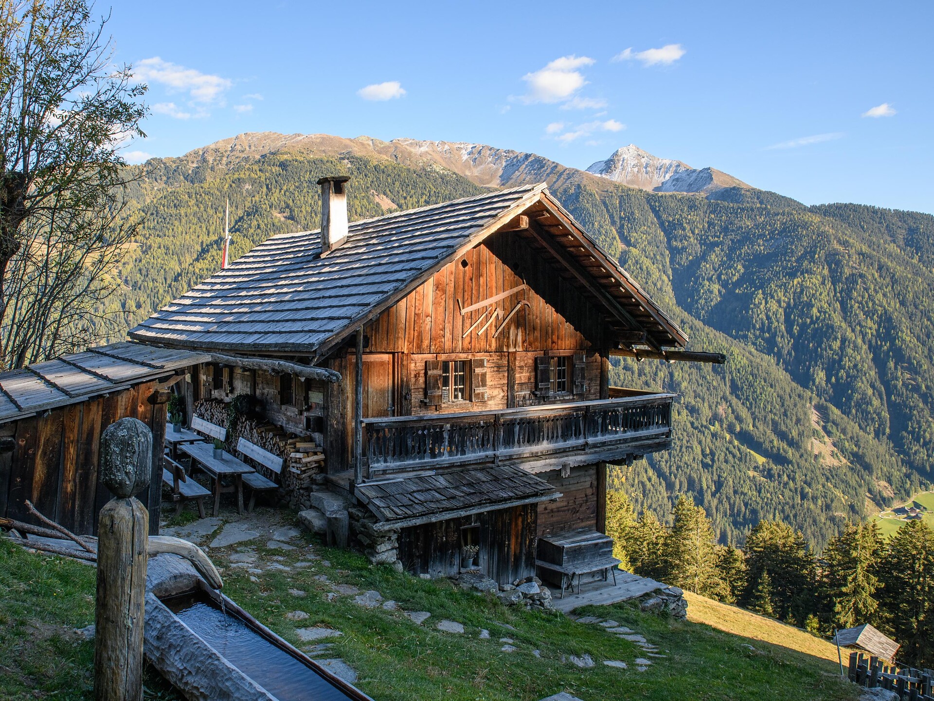 Hike to Kumpflalm hut - Dolomites Region Kronplatz/Plan de Corones - #3 - suedtirol.info