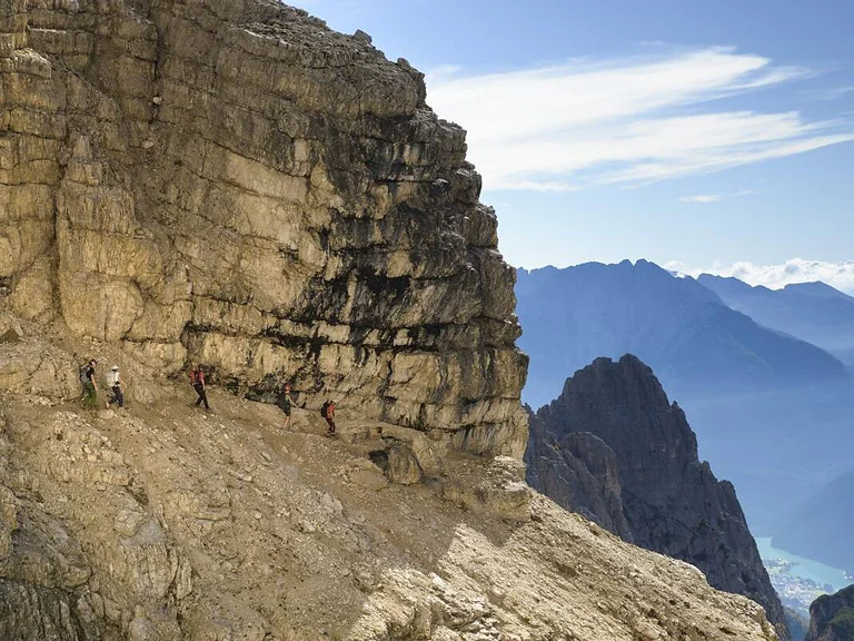 Via ferrata: Dolomites without borders - stage 7 - RIF. OBSTANSERSEE-HÜTTE - RiF. PORZE-HÜTTE