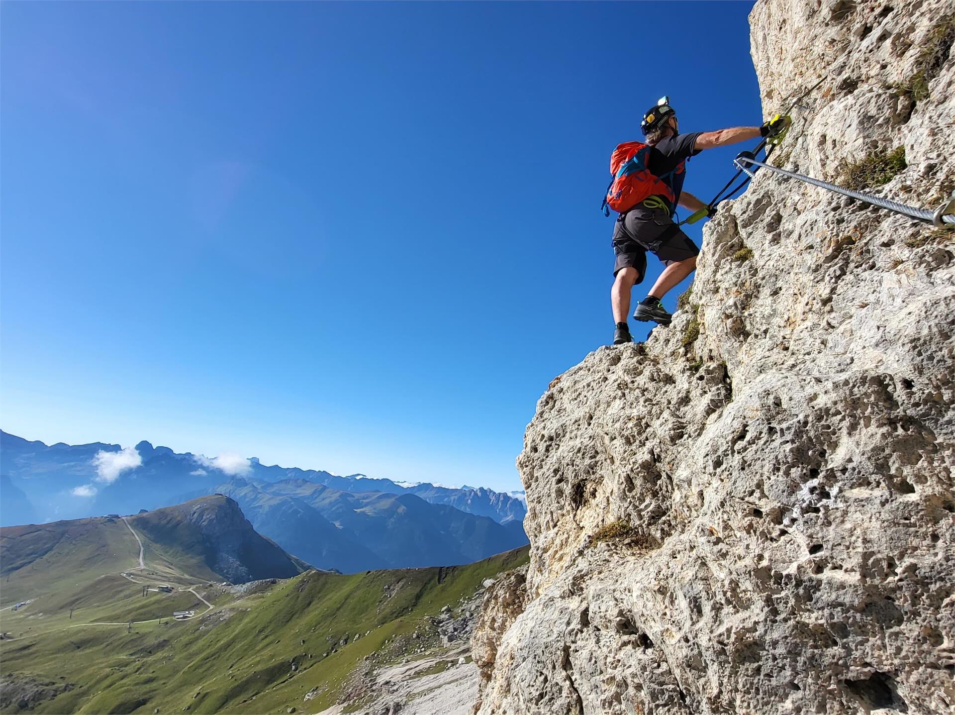 Furcela de Saslonch (Forcella del Sassolungo) Selva 10 suedtirol.info