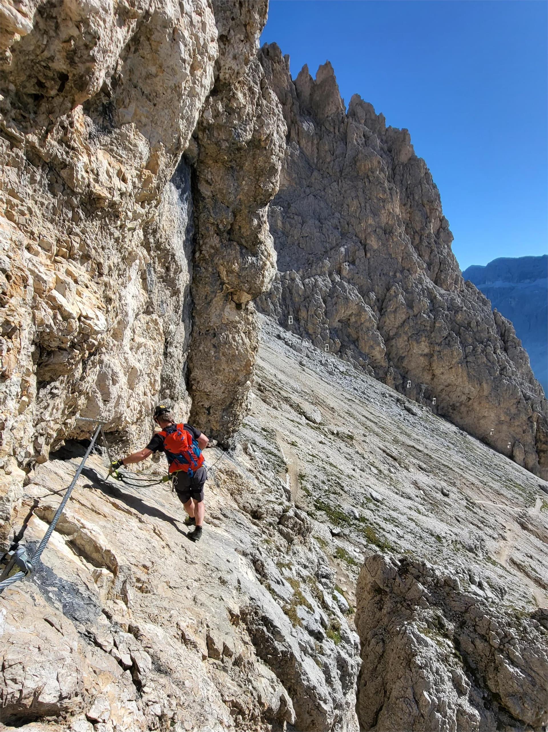 Furcela de Saslonch (Forcella del Sassolungo) Selva 9 suedtirol.info