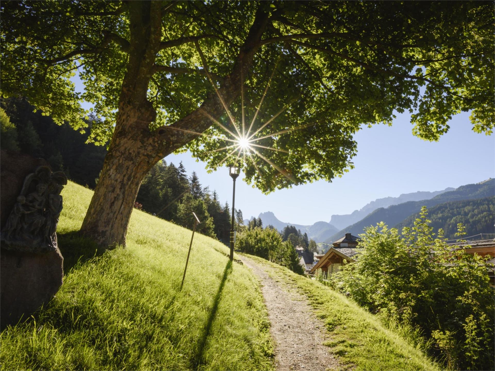 Giro della Via Crucis Santa Cristina Val Gardena 1 suedtirol.info
