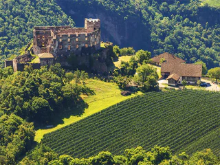 Burgenweg Schloss Rafenstein Bozen Jenesien