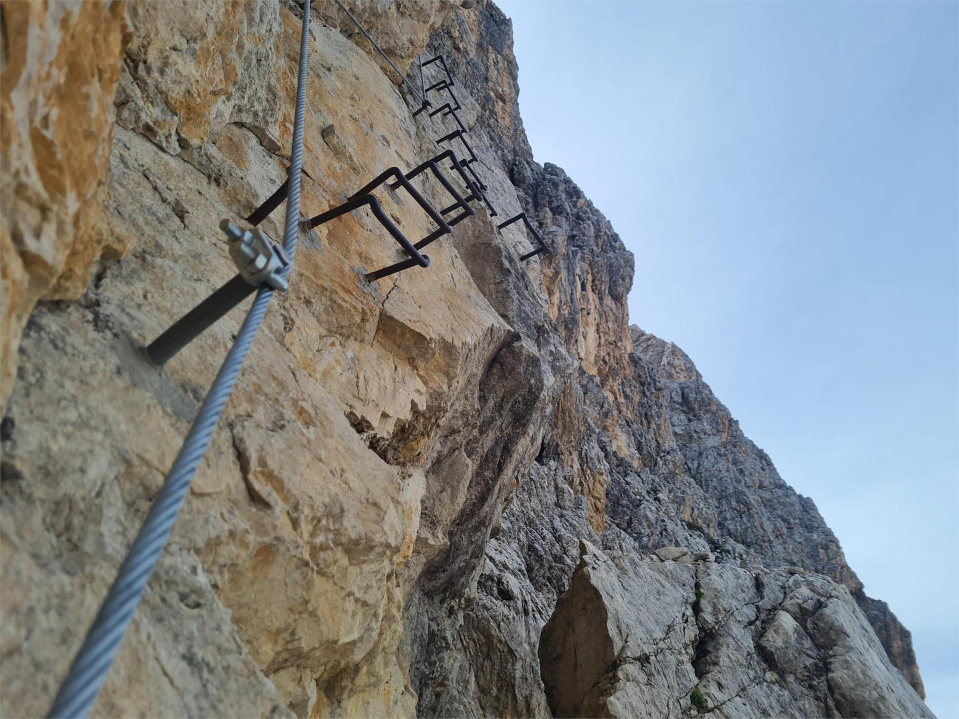 Sasplat (Oskar Schuster Steig/Plattkofel) St.Christina in Gröden 29 suedtirol.info