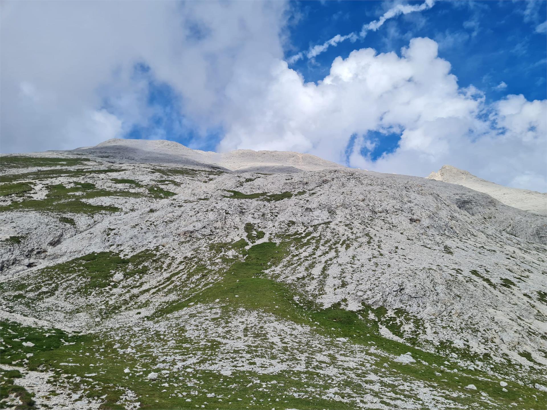 Sasplat (Oskar Schuster Steig/Plattkofel) St.Christina in Gröden 5 suedtirol.info