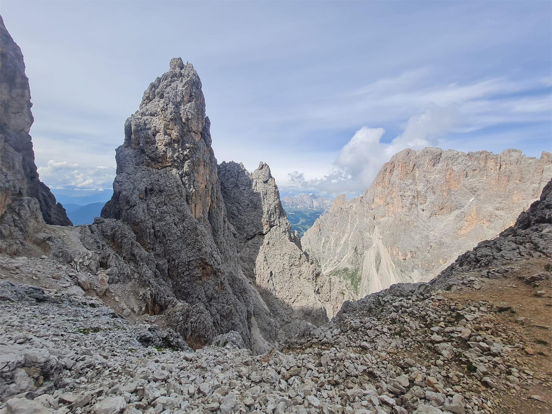 Sasplat (Oskar Schuster Steig/Plattkofel) St.Christina in Gröden 22 suedtirol.info