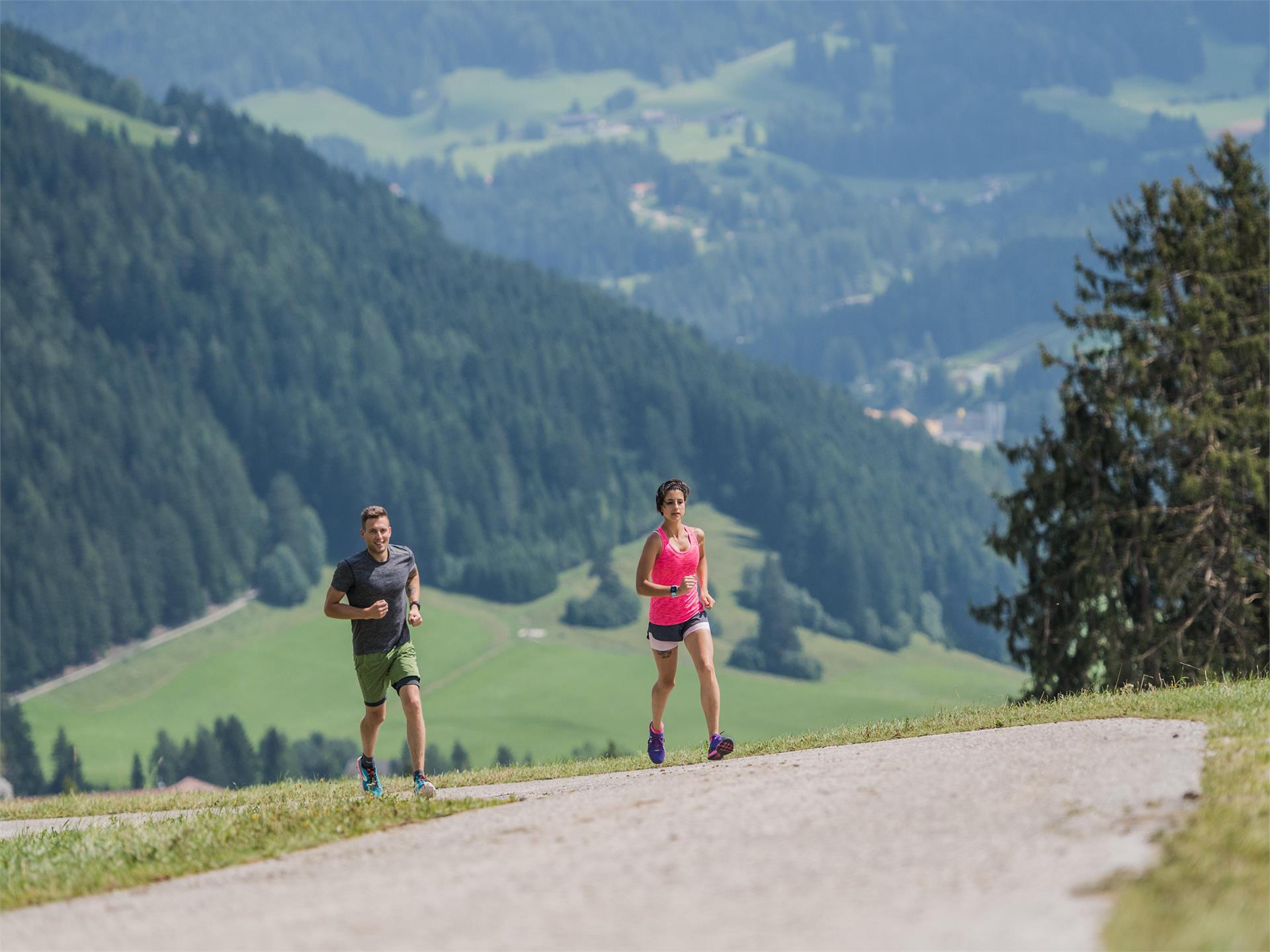 Running trail: The big Castle round at Monguelfo Welsberg-Taisten/Monguelfo-Tesido 1 suedtirol.info
