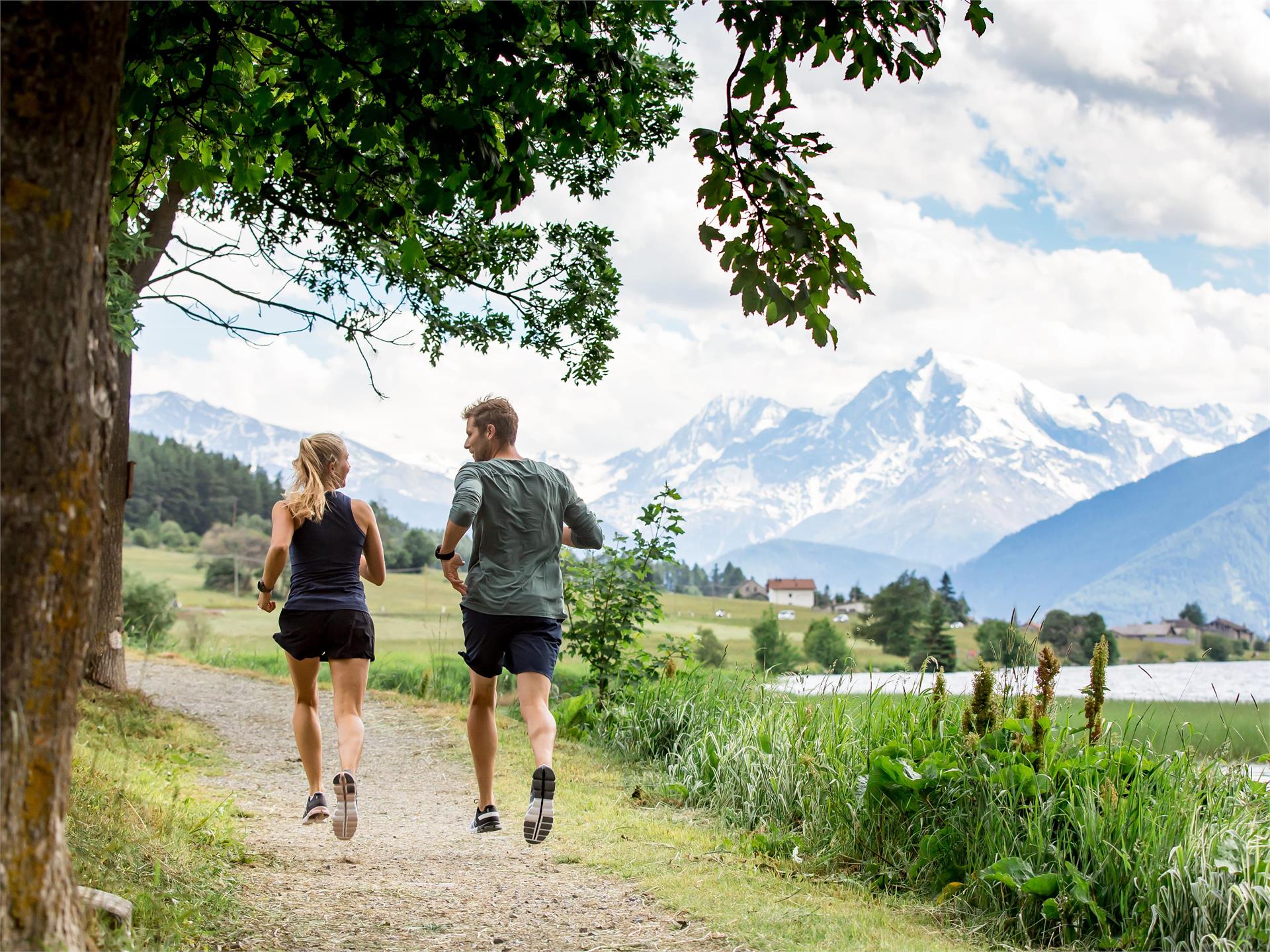 Laufen um den Haidersee Graun im Vinschgau 1 suedtirol.info