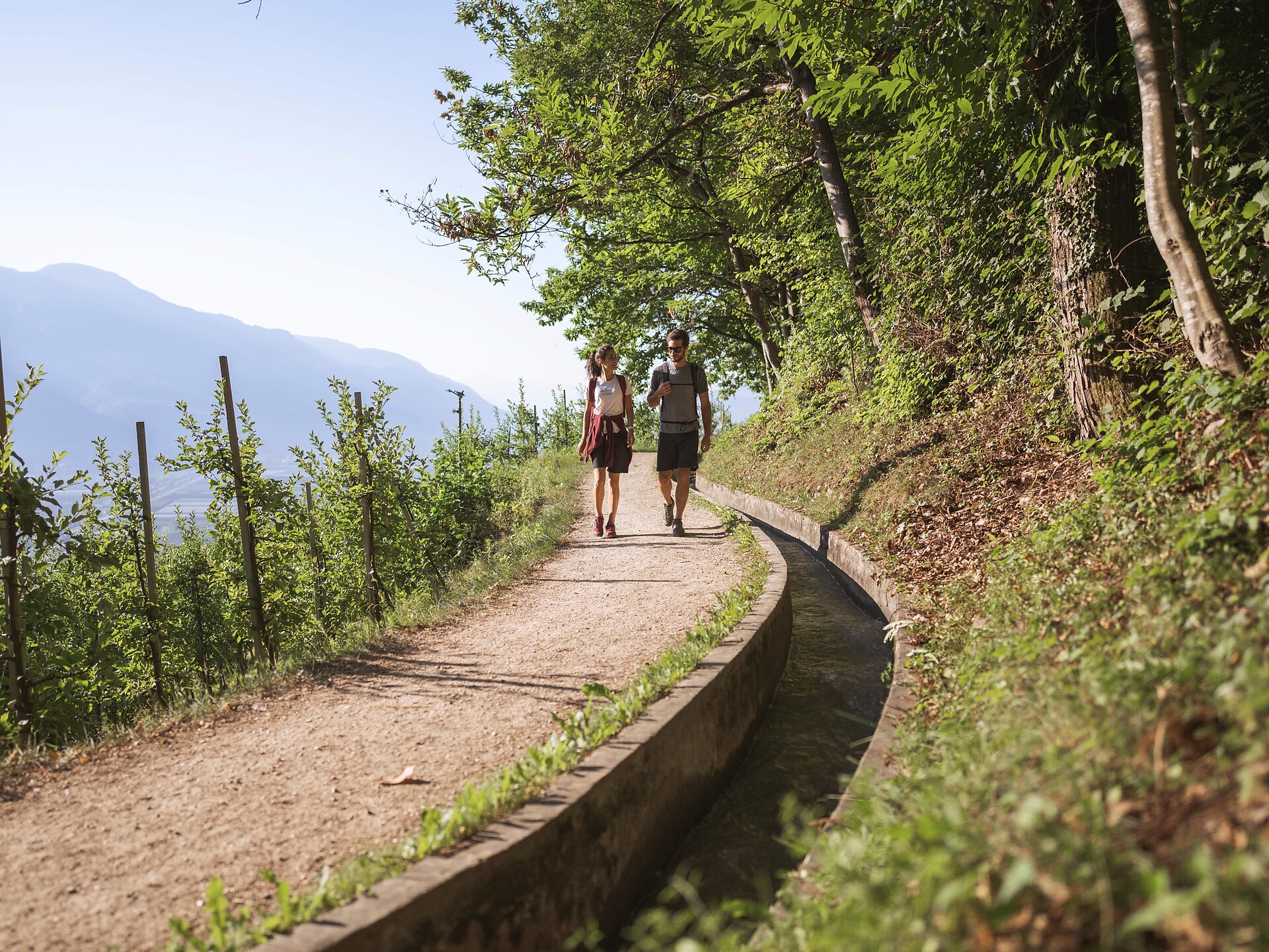 Easy Hike on Marling Waalweg Trail Lana 2 suedtirol.info