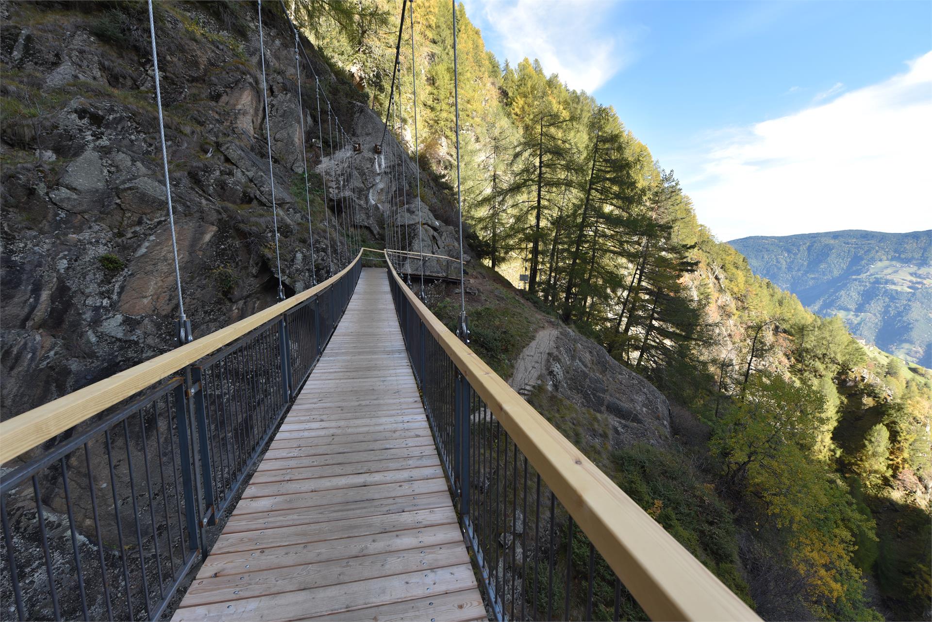 Merano High Mountain Trail: Hiking through the 1.000 scales-canyon Partschins/Parcines 3 suedtirol.info