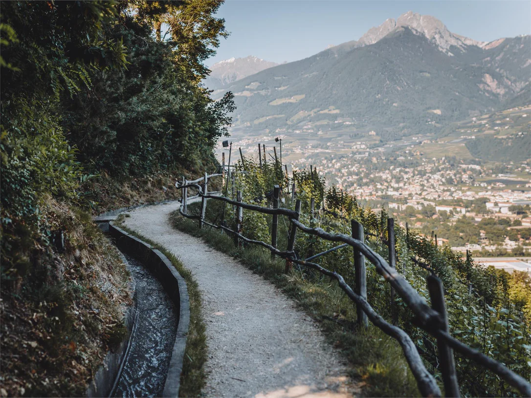 Sentiero della roggia (Waalweg) di Marlengo da Lana