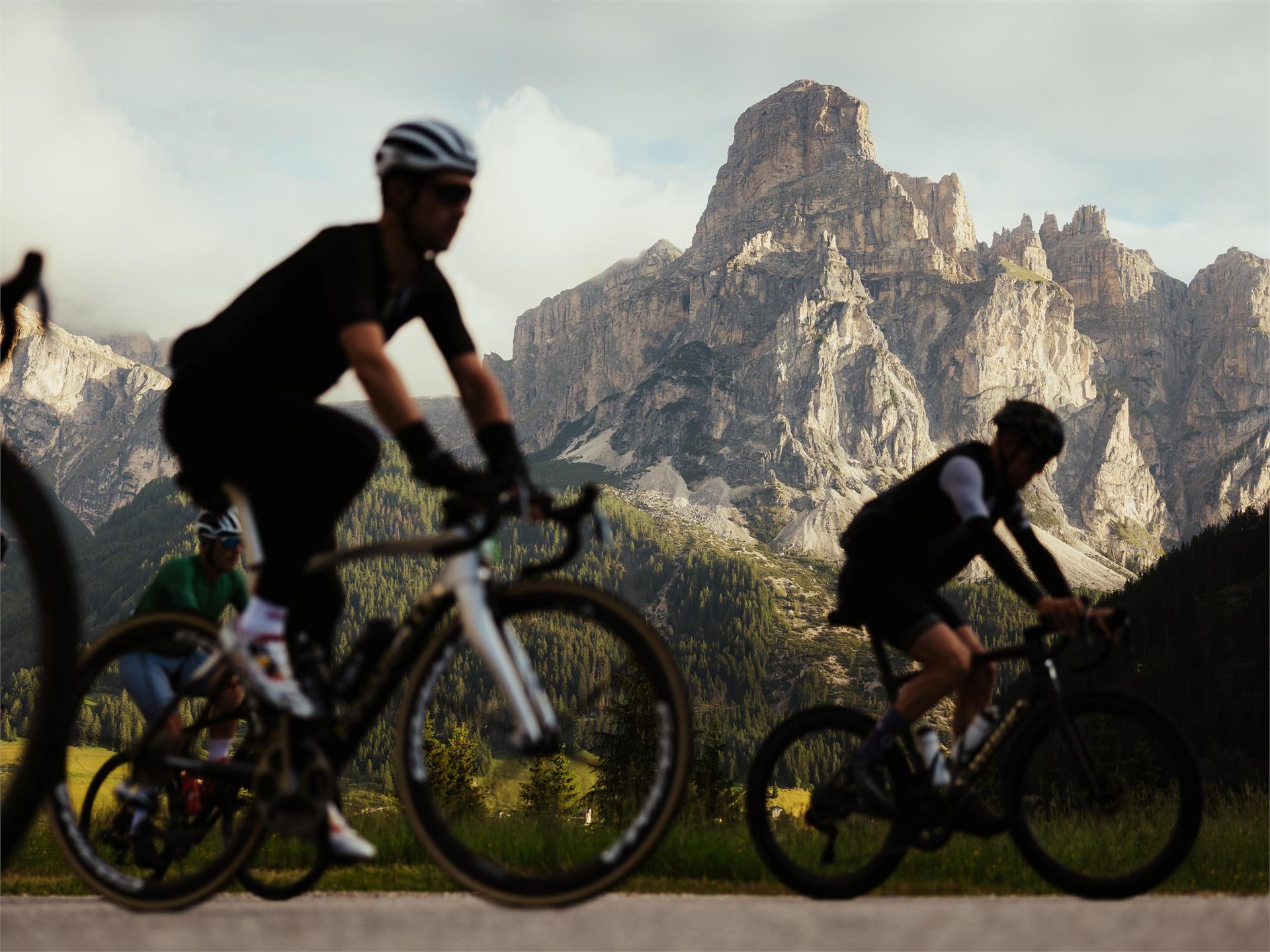 Maratona dles Dolomites - Mittlere Strecke Corvara 1 suedtirol.info