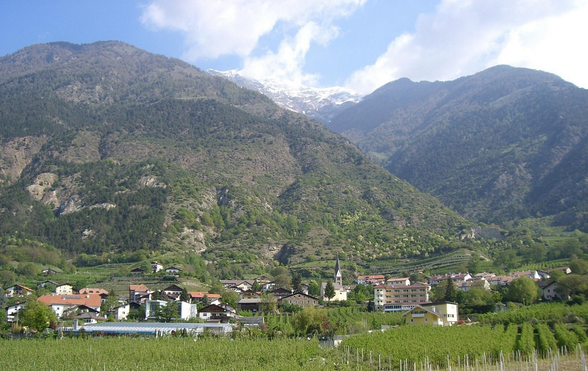 Vetzan/Vezzano at Monte Sole mountain, start Patschertour