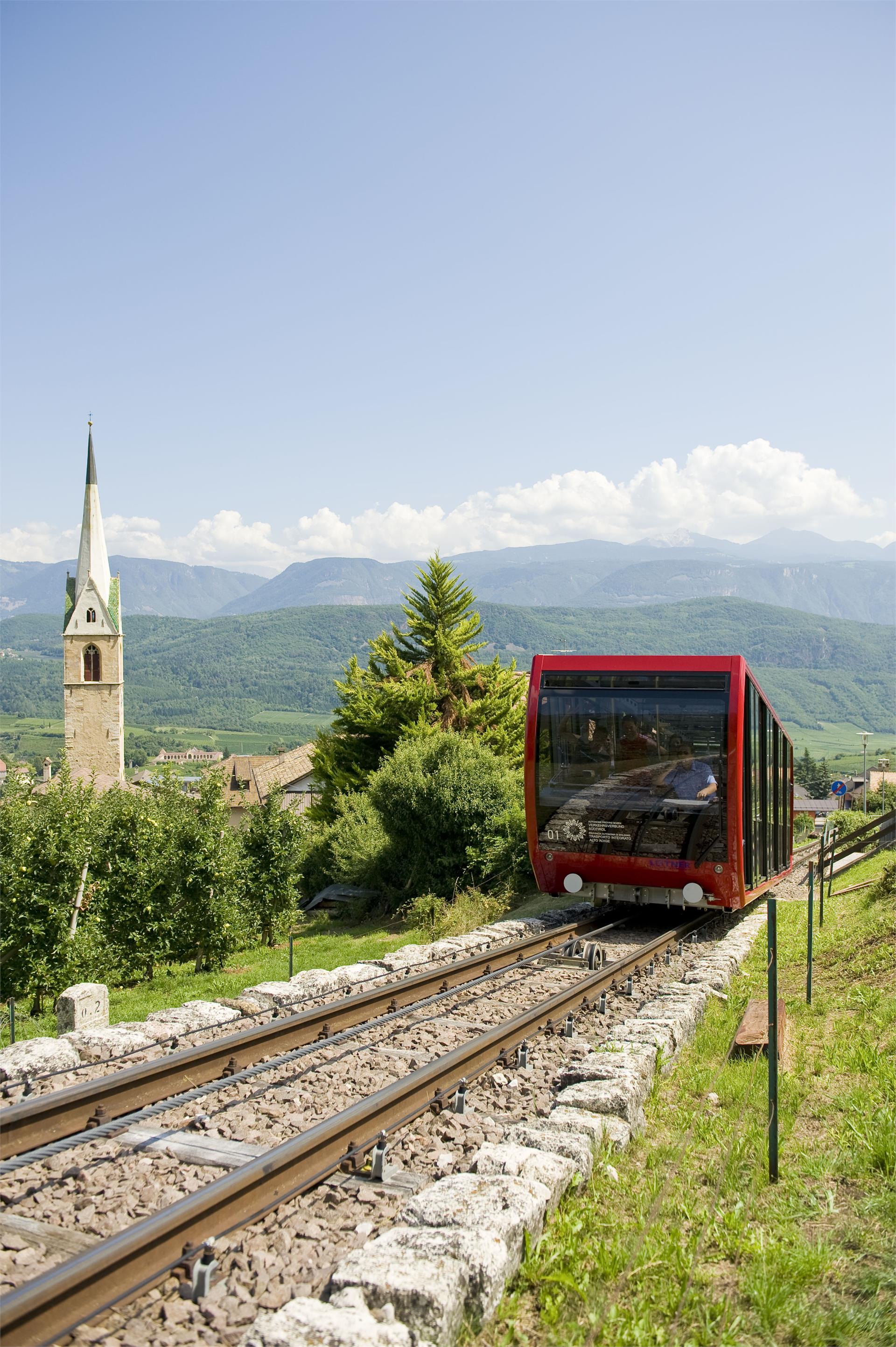 Funicolare della Mendola Caldaro sulla Strada del Vino 9 suedtirol.info