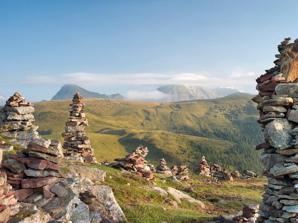 Mölten - Stoanerne Mandln - Schermoos - Mölten Mölten/Meltina 4 suedtirol.info