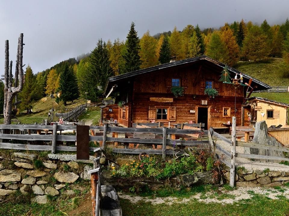 Mountainbiketour to the Schönbergalm hut Ahrntal/Valle Aurina 1 suedtirol.info