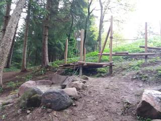 Spielplatz mit Wasserrad
