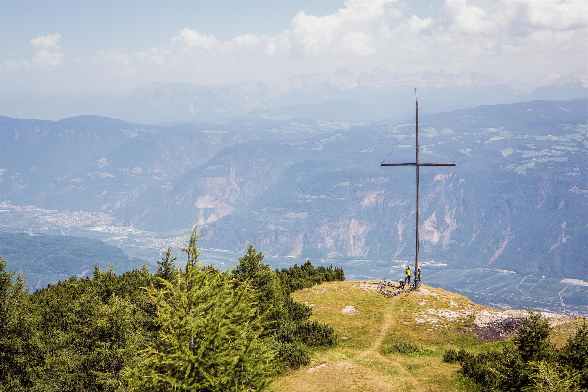 Kaltern Bike MTB-Tour: Monte Roen Caldaro sulla Strada del Vino 1 suedtirol.info