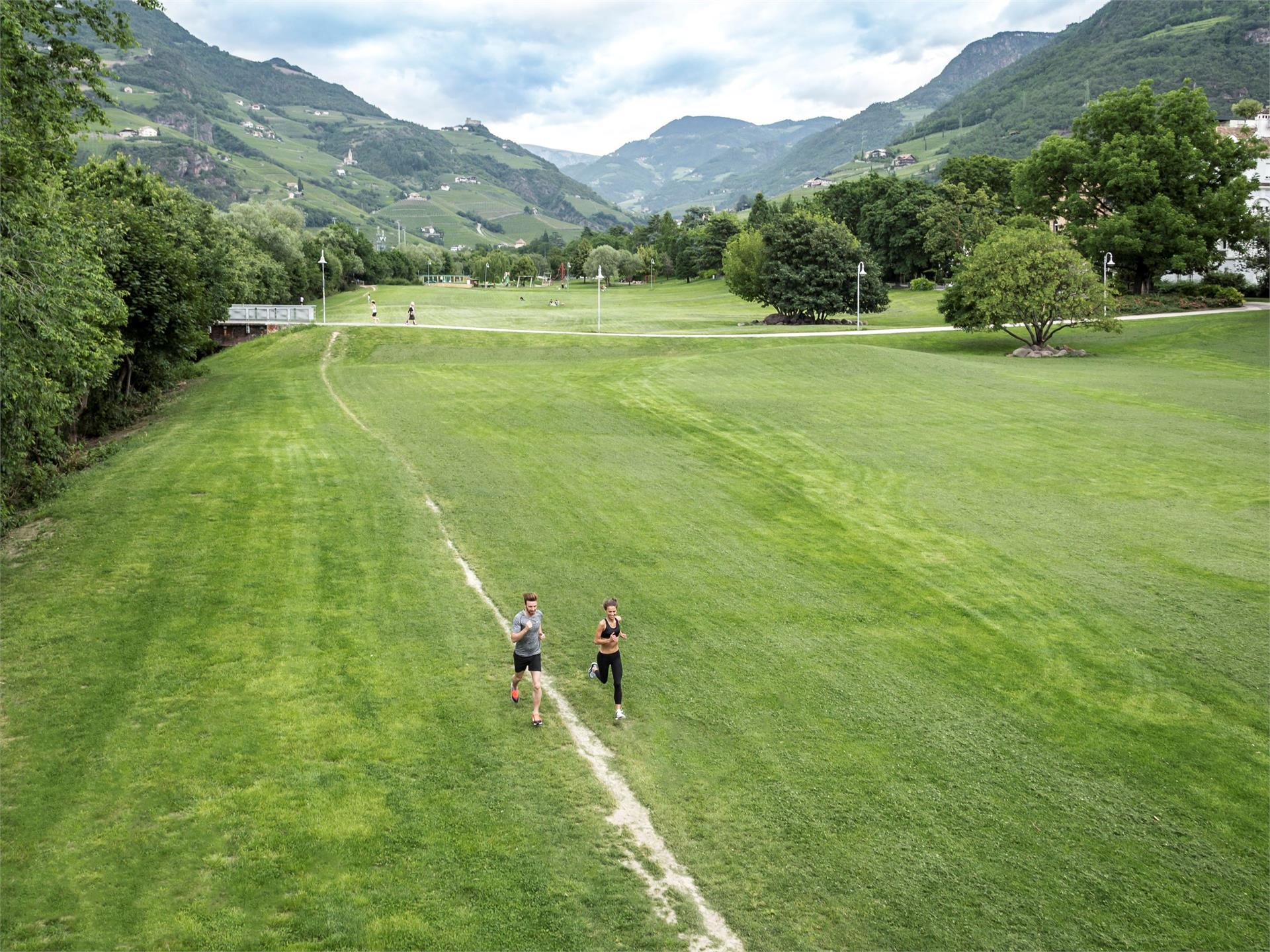 Night-Run: 3,0 km Bozen 1 suedtirol.info