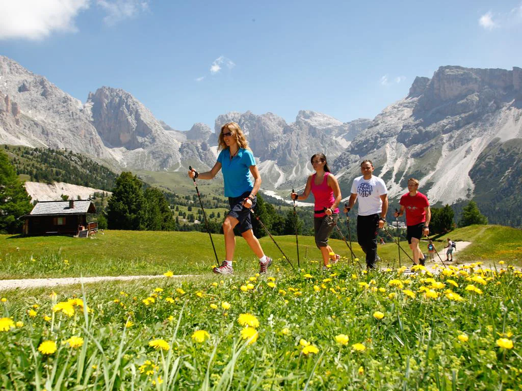 Nordic Walking nella Vallunga Selva 1 suedtirol.info
