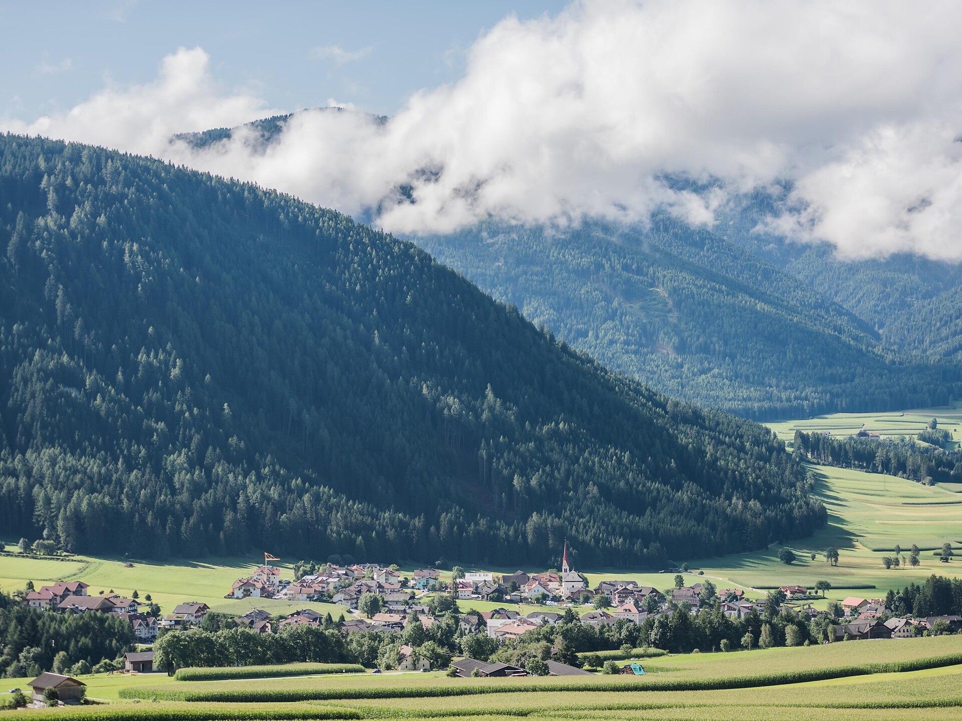 Circular hike from Niederrasen via Jagdhaus to Oberrasen - Dolomites Region Kronplatz/Plan de Corones - #1 - suedtirol.info